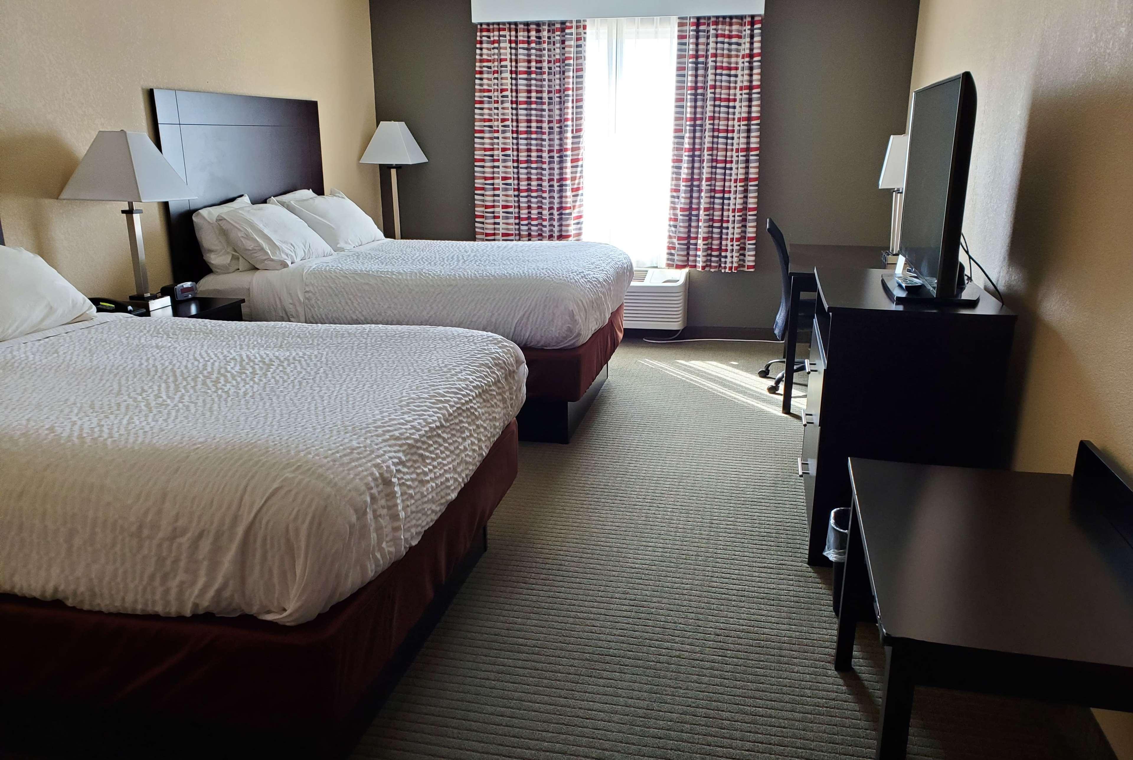 Days Inn & Suites By Wyndham Florence/Jackson Area Exteriör bild