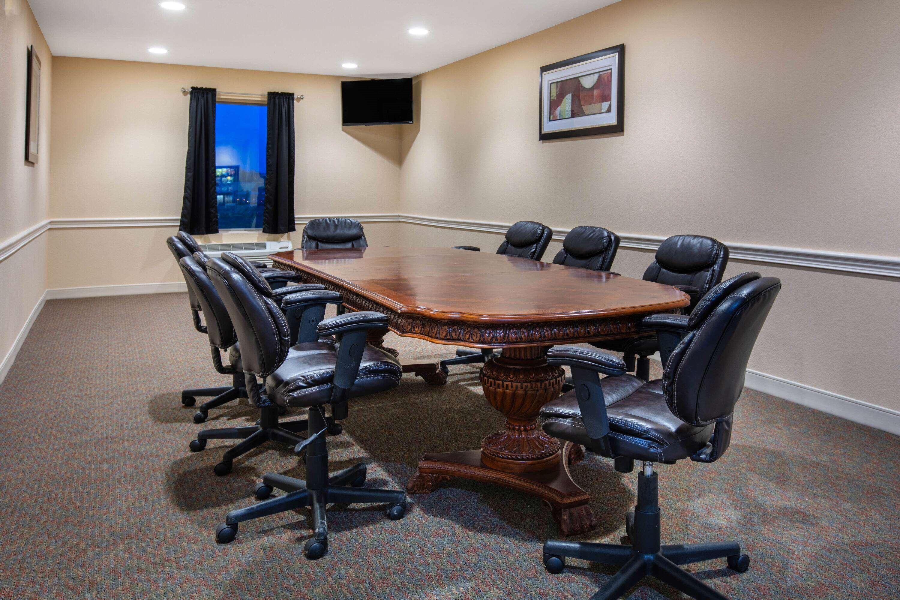 Days Inn & Suites By Wyndham Florence/Jackson Area Exteriör bild